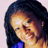 Akua Dixon