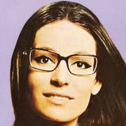 Nana Mouskouri
