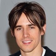 Reeve Carney